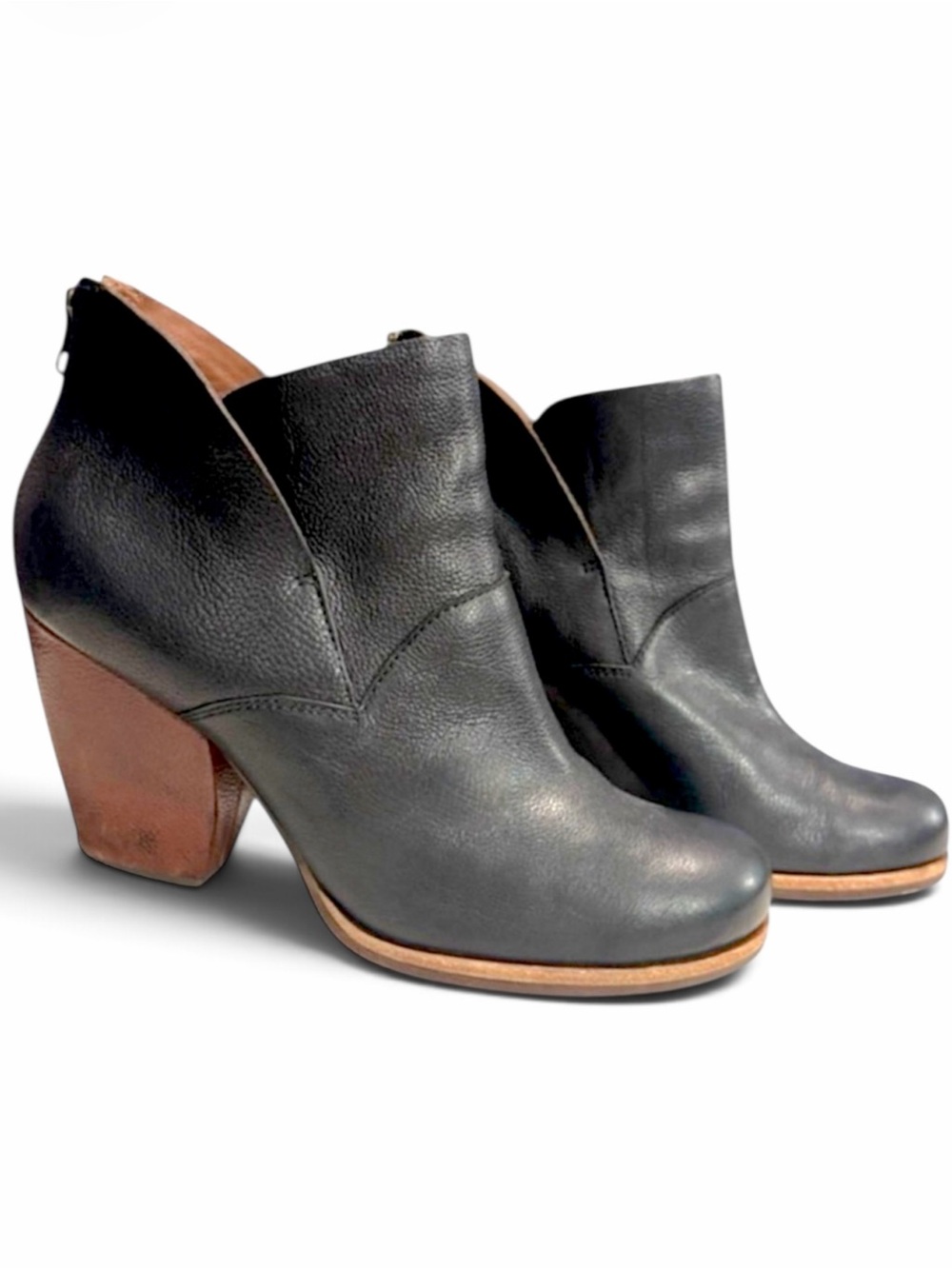 Kork Ease Castaneda Black Leather Ankle Booties Stacked Block Heel Size 10